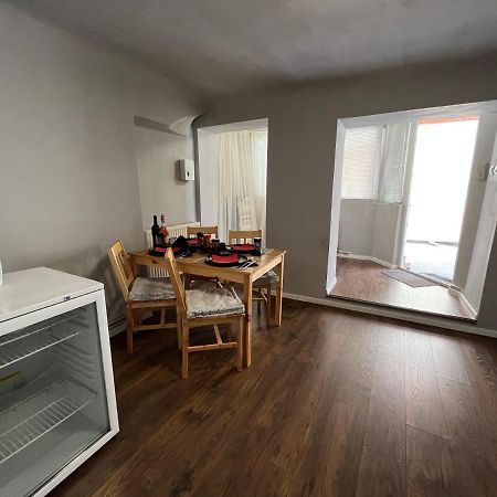 Grey House Apartment Brasov Exterior photo